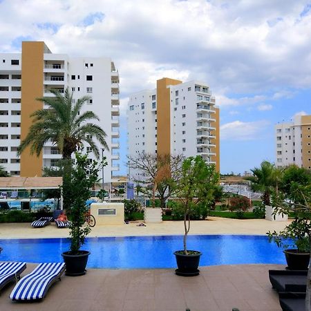 Blue Apartment In 5* Ceasar Resort Trikomo Kültér fotó