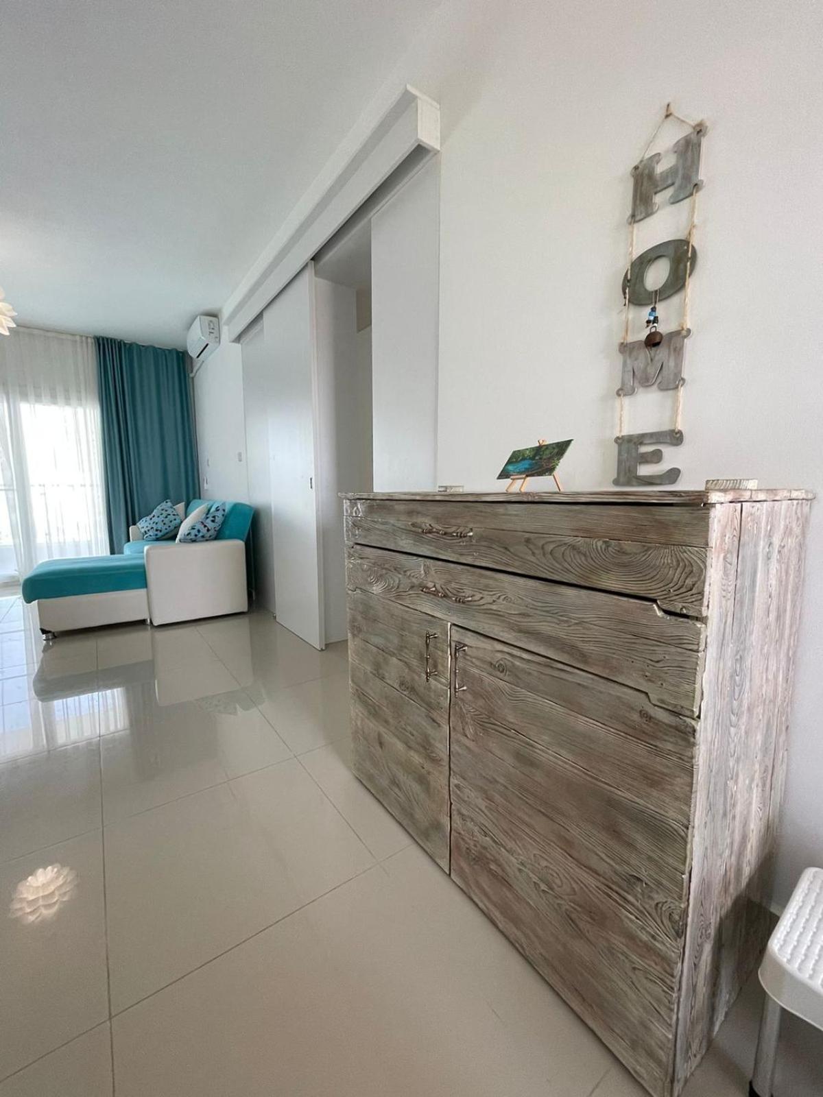 Blue Apartment In 5* Ceasar Resort Trikomo Kültér fotó